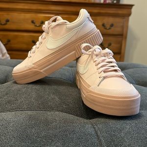 Nike Women’s Court Legacy Lift- All Pink and White Size 6 1/2